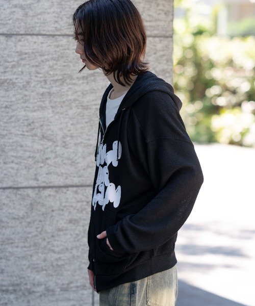 WEGO（ウィゴー）の「WEGO/メッシュロゴジップパーカー（パーカー・メンズ・グレー/ブラック・LARGE/MEDIUM）」の19枚目の写真