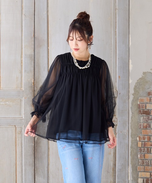 Rose Tiara(ローズティアラ)の「【手洗いOK】チュール重ねカットソー(Tシャツ/カットソー・レディース・ブラック/グレー・42/46/38)」の2枚目の写真