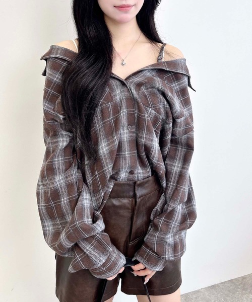 INGNI（イング）の「2Wayオフショルチェック柄シャツ（シャツ/ブラウス・レディース・ブラウン系その他2/ブラック系/ネイビー系2・M）」の9枚目の写真