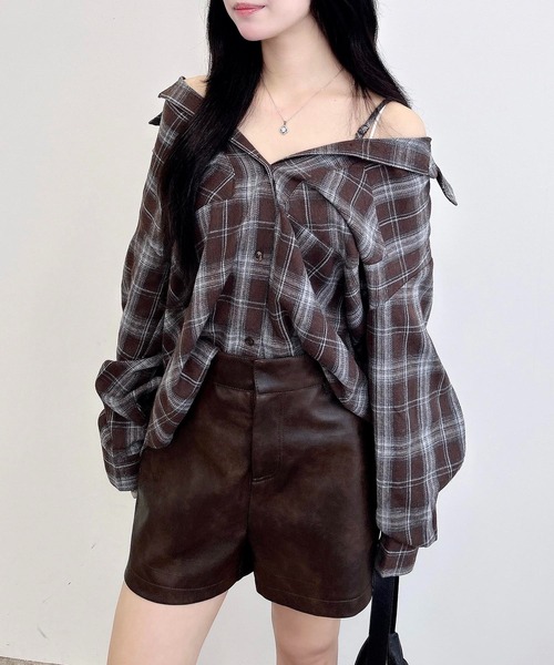 INGNI（イング）の「2Wayオフショルチェック柄シャツ（シャツ/ブラウス・レディース・ブラウン系その他2/ブラック系/ネイビー系2・M）」の10枚目の写真