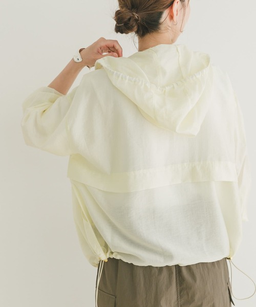 ITEMS URBANRESEARCH(アイテムズ アーバンリサーチ)の「シアーフードブルゾン(ブルゾン・レディース・カーキ/ブラック/オフホワイト・FREE)」の5枚目の写真