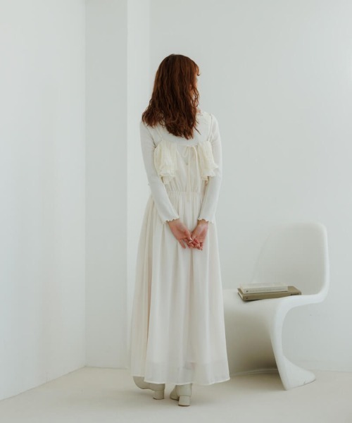 flower（フラワー）の「ペタルフリルワンピース（ワンピース・レディース・アイボリー/ブラック・FREE）」の5枚目の写真