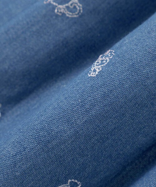 SLAP SLIP（スラップスリップ）の「刺しゅう総柄襟付きデニムワンピース(80~130cm)（ワンピース・キッズ・ブルー系その他/ブルー系その他2・80ｃｍ/100cm/110cm/90cm/120cm/130cm）」の3枚目の写真