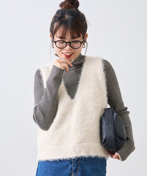 CIAOPANIC TYPY（チャオパニックティピー）の「【シーズンレスで活躍◎】ミックスフェザーヤーンクロップド丈ベスト（WEB限定）（ベスト・レディース・ライトグレー/ブラック/ブルー/イエロー/グレー/オフホワイト・ONE SIZE）」の7枚目の写真