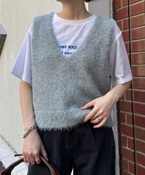 CIAOPANIC TYPY（チャオパニックティピー）の「【シーズンレスで活躍◎】ミックスフェザーヤーンクロップド丈ベスト（WEB限定）（ベスト・レディース・ライトグレー/ブラック/ブルー/イエロー/グレー/オフホワイト・ONE SIZE）」の5枚目の写真