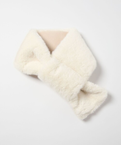 green label relaxing（グリーンレーベルリラクシング）の「フェイクファー リバーシブル マフラー（マフラー・レディース・オフホワイト/ライトグレー/その他1/モカ/その他2・FREE）」の2枚目の写真