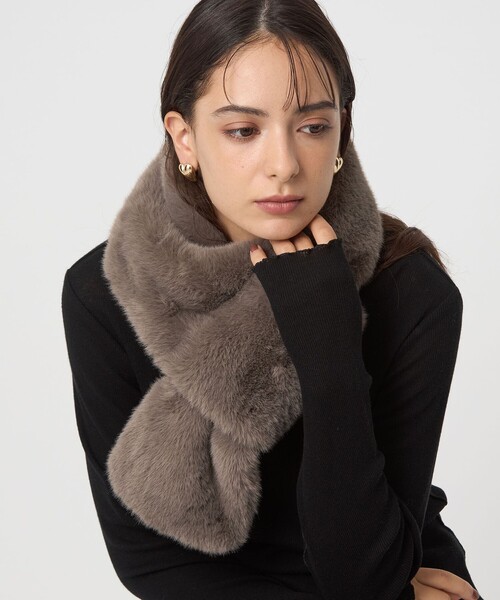 ベルルッティ　リバーシブル　グレーマフラー Berluti(ベルルッティ) マフラー(メンズ) - 海外通販のBUYMA