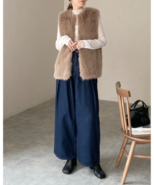 She's Closet（シーズクローゼット）の「ハイネック長袖シアートップス/ロングTシャツ（Tシャツ/カットソー・レディース・ホワイト/ブラック/チャコールグレー/ブラウン/バーガンディー・FREE）」の14枚目の写真