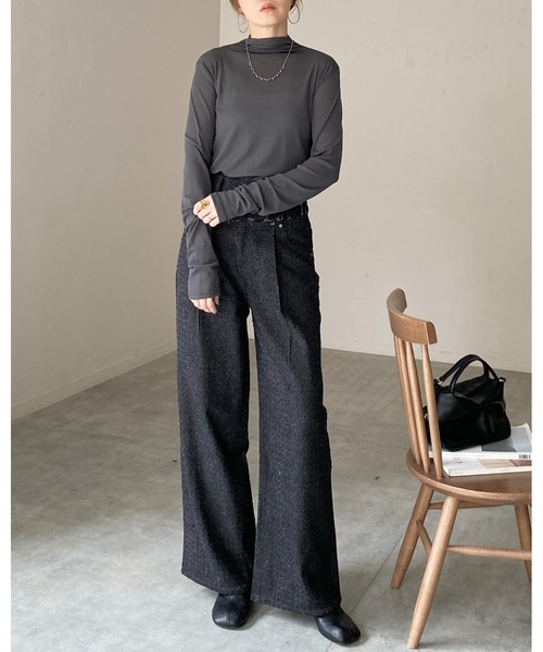 She's Closet（シーズクローゼット）の「ハイネック長袖シアートップス/ロングTシャツ（Tシャツ/カットソー・レディース・ホワイト/ブラック/チャコールグレー/ブラウン/バーガンディー・FREE）」の21枚目の写真