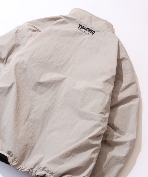 THRASHER（スラッシャー）の「【THRASHER/スラッシャー】リバーシブル スタンドネックナイロン ボアブルゾン（ブルゾン・メンズ・ライトグレー/ブラック/カーキ・M/L/XL）」の12枚目の写真