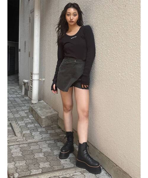 MURUA（ムルーア）の「ロゴラメテレコトップス（Tシャツ/カットソー・レディース・ホワイト/グレー/レッド/ブラック・FREE）」の18枚目の写真