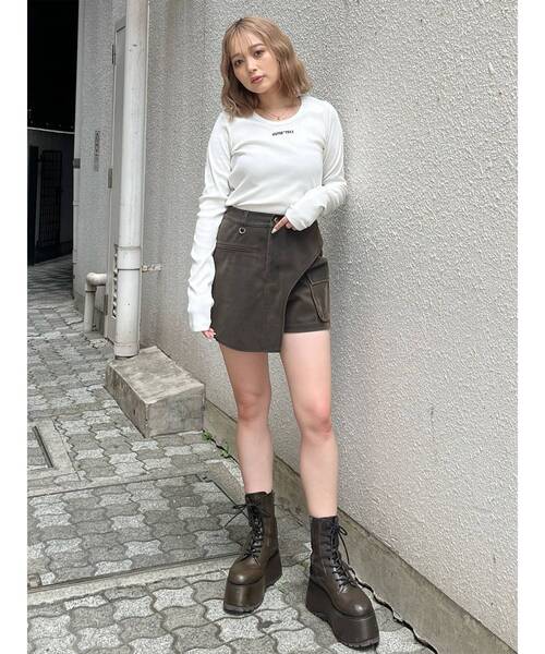 MURUA（ムルーア）の「ロゴラメテレコトップス（Tシャツ/カットソー・レディース・ホワイト/グレー/レッド/ブラック・FREE）」の14枚目の写真