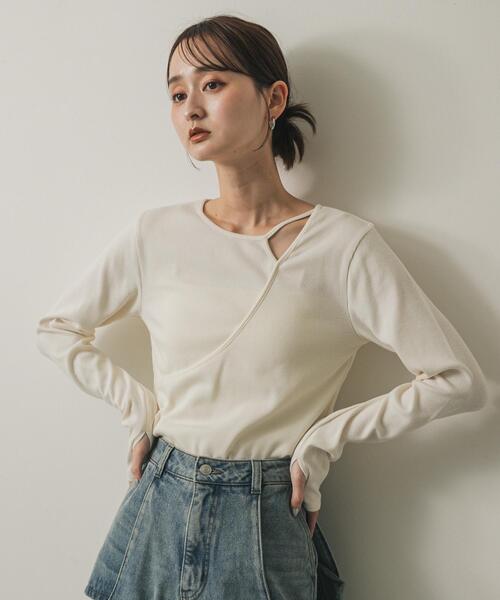 SENSE OF PLACE by URBAN RESEARCH（センスオブプレイスバイアーバンリサーチ）の「アシンメトリーリブコンパクトトップ（Tシャツ/カットソー・レディース・オフホワイト/ブラック/キャメル・ONE）」の17枚目の写真