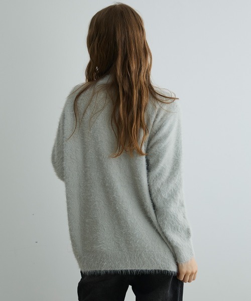 Mirette(ミレット)の「フェザータッチオーバーカーディガン / Feather Touch Oversized Cardigan(カーディガン/ボレロ・レディース・グレー/ブラウン/ライトグレー・FREE)」の6枚目の写真