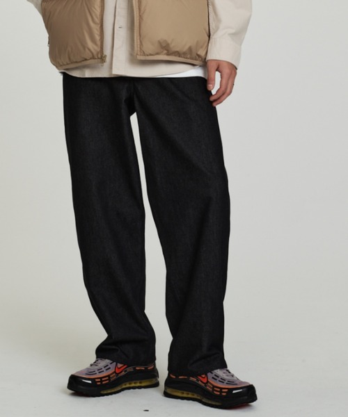 NIKE(ナイキ)の「ナイキ スポーツウェア メンズ ルーズ デニムパンツ / Nike Sportswear Men's Loose Denim Pants IM7606-010 Black(デニムパンツ・メンズ・ブラック・28/30/32/34/36/38)」の5枚目の写真
