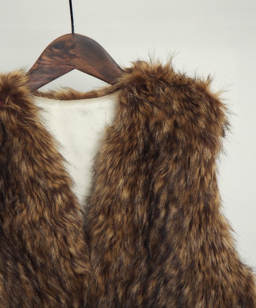 merrylatte（メリーラテ）の「ファーベスト"MATAGI"（ベスト・レディース・ブラウン・FREE）」の17枚目の写真