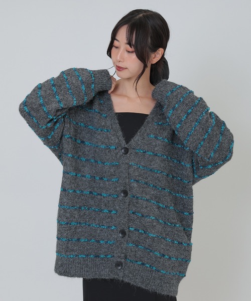 SUWDEE(スーディー)の「border over size knit cardigan(カーディガン/ボレロ・レディース・グレー/ブラウン/ホワイト・FREE)」の2枚目の写真