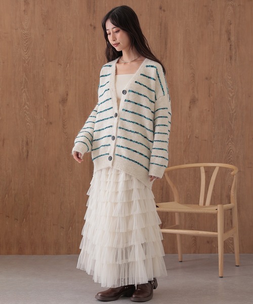SUWDEE(スーディー)の「border over size knit cardigan(カーディガン/ボレロ・レディース・グレー/ブラウン/ホワイト・FREE)」の4枚目の写真