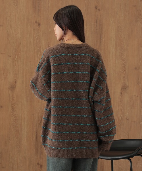 SUWDEE(スーディー)の「border over size knit cardigan(カーディガン/ボレロ・レディース・グレー/ブラウン/ホワイト・FREE)」の18枚目の写真