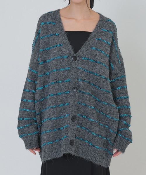 SUWDEE(スーディー)の「border over size knit cardigan(カーディガン/ボレロ・レディース・グレー/ブラウン/ホワイト・FREE)」の9枚目の写真
