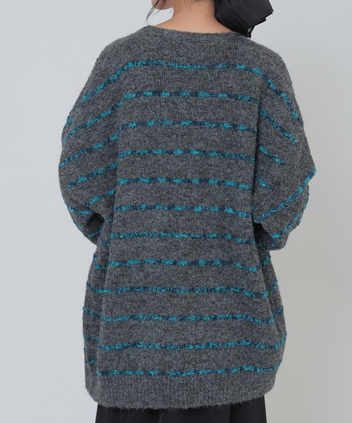 SUWDEE(スーディー)の「border over size knit cardigan(カーディガン/ボレロ・レディース・グレー/ブラウン/ホワイト・FREE)」の11枚目の写真