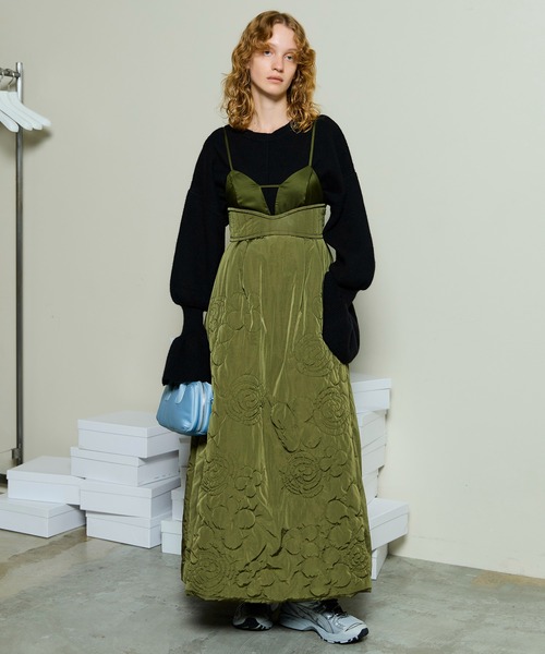 MAISON SPECIAL(メゾンスペシャル)の「2way Ruffle Collar Knit / 2WAYラッフルカラーニット(ニット/セーター・レディース・ブラック/グレー/ホワイト・FREE)」の16枚目の写真