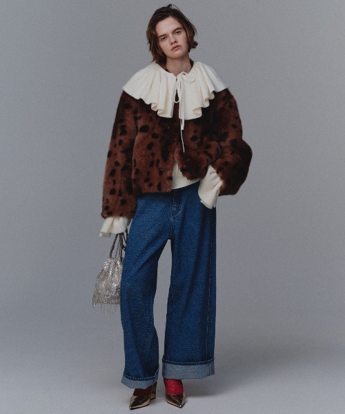 MAISON SPECIAL(メゾンスペシャル)の「2way Ruffle Collar Knit / 2WAYラッフルカラーニット(ニット/セーター・レディース・ブラック/グレー/ホワイト・FREE)」の17枚目の写真