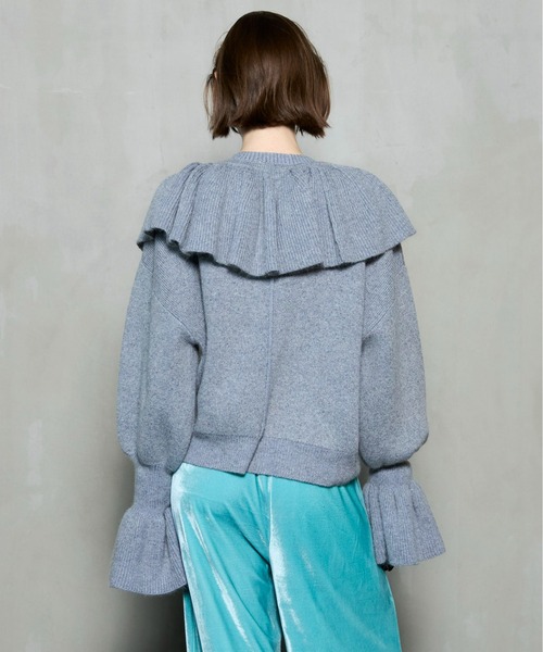 MAISON SPECIAL(メゾンスペシャル)の「2way Ruffle Collar Knit / 2WAYラッフルカラーニット(ニット/セーター・レディース・ブラック/グレー/ホワイト・FREE)」の19枚目の写真