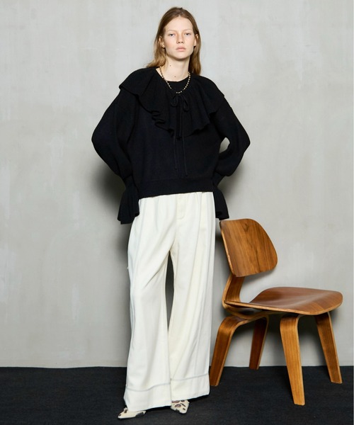 MAISON SPECIAL(メゾンスペシャル)の「2way Ruffle Collar Knit / 2WAYラッフルカラーニット(ニット/セーター・レディース・ブラック/グレー/ホワイト・FREE)」の14枚目の写真