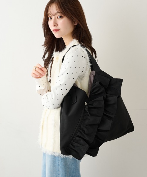 MAGASIN DE MODE Chou Chou(マガジンデモードシュシュ)の「【MAGASIN DE MODE Chou Chou】e.e.p フリルVカットトート SNBD(トートバッグ・レディース・ベージュ/ブラック/アイボリー/カーキ・FREE)」の21枚目の写真