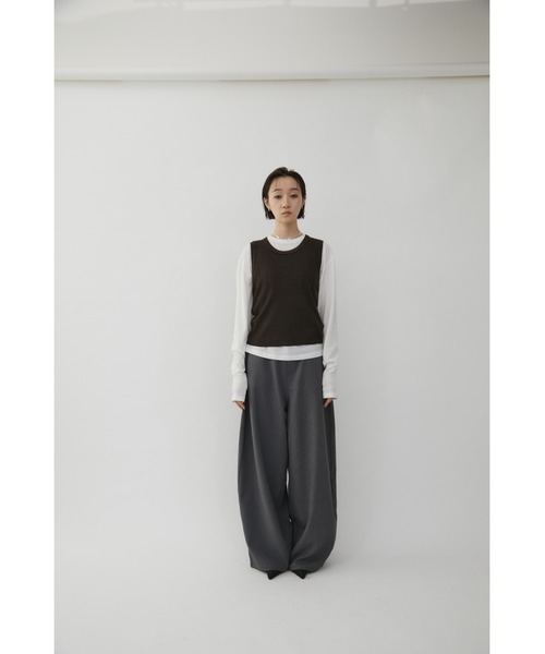 VION(ヴィオン)の「ベーシックリブニットタンクトップ / Basic Rib Knit Tanktop(タンクトップ・レディース・グレー/ブラック/ブラウン・FREE)」の10枚目の写真
