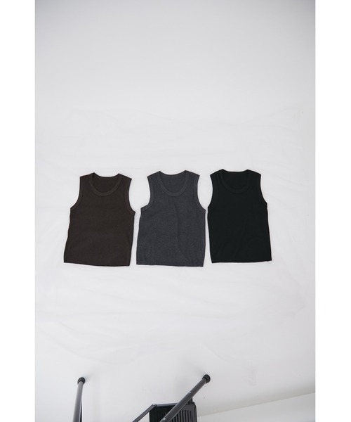 VION(ヴィオン)の「ベーシックリブニットタンクトップ / Basic Rib Knit Tanktop(タンクトップ・レディース・グレー/ブラック/ブラウン・FREE)」の15枚目の写真