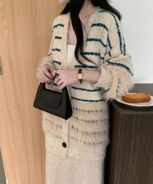 ABITOKYO（アビトーキョー）の「オーバーサイズファードッキングボーダーカーディガン（カーディガン/ボレロ・レディース・モカ/ベージュ/グレー・FREE）」の14枚目の写真
