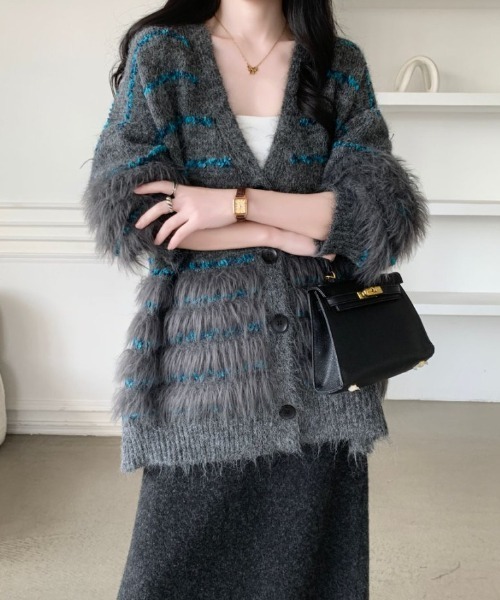 ABITOKYO（アビトーキョー）の「オーバーサイズファードッキングボーダーカーディガン（カーディガン/ボレロ・レディース・モカ/ベージュ/グレー・FREE）」の4枚目の写真