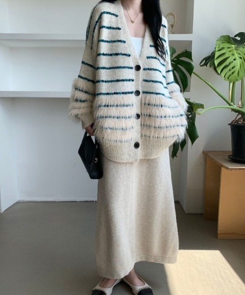 ABITOKYO（アビトーキョー）の「オーバーサイズファードッキングボーダーカーディガン（カーディガン/ボレロ・レディース・モカ/ベージュ/グレー・FREE）」の8枚目の写真