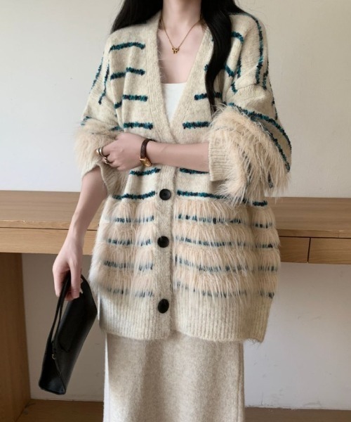 ABITOKYO（アビトーキョー）の「オーバーサイズファードッキングボーダーカーディガン（カーディガン/ボレロ・レディース・モカ/ベージュ/グレー・FREE）」の11枚目の写真