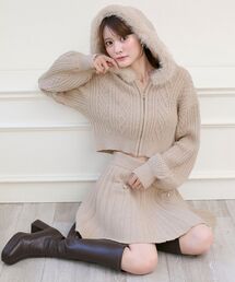 キラキラボタンプリーツニットスカート