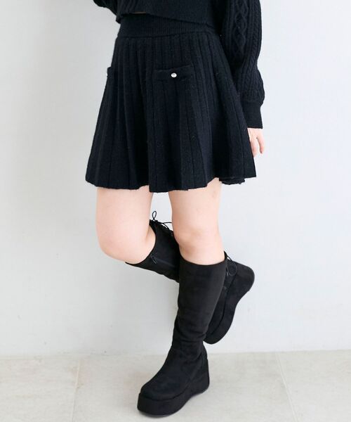 MAJESTIC LEGON（マジェスティックレゴン）の「キラキラボタンプリーツニットスカート（スカート・レディース・アイボリー/ブラック/ベージュ/グレー・MEDIUM）」の6枚目の写真