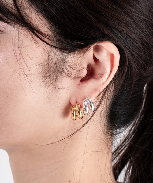 JENNYBIRD(ジェニーバード)の「【JENNY BIRD/ジェニーバード】ミニフープ風デザインピアス Mini Florence Earrings(ピアス(両耳用)・レディース・シルバー/ゴールド/シルバー×ゴールド・FREE)」の2枚目の写真