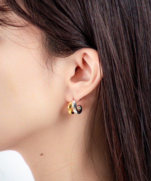 JENNYBIRD(ジェニーバード)の「【JENNY BIRD/ジェニーバード】ミニフープ風デザインピアス Mini Florence Earrings(ピアス(両耳用)・レディース・シルバー/ゴールド/シルバー×ゴールド・FREE)」の3枚目の写真