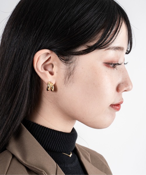 JENNYBIRD(ジェニーバード)の「【JENNY BIRD/ジェニーバード】ミニフープ風デザインピアス Mini Florence Earrings(ピアス(両耳用)・レディース・シルバー/ゴールド/シルバー×ゴールド・FREE)」の11枚目の写真