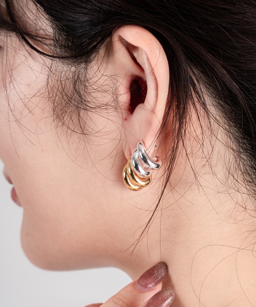 JENNYBIRD(ジェニーバード)の「【JENNY BIRD/ジェニーバード】ミニフープ風デザインピアス Mini Florence Earrings(ピアス(両耳用)・レディース・シルバー/ゴールド/シルバー×ゴールド・FREE)」の8枚目の写真