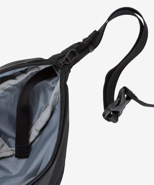 THE NORTH FACE(ザノースフェイス)の「THE NORTH FACE Capella 2(ショルダーバッグ・メンズ・ブラック/ブラウン/ブルー・ONE)」の7枚目の写真