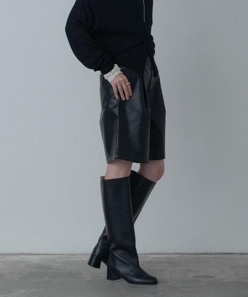 GALLEST(ギャレスト)の「レザー調ハーフパンツ(その他パンツ・レディース・ブラック・38)」の7枚目の写真