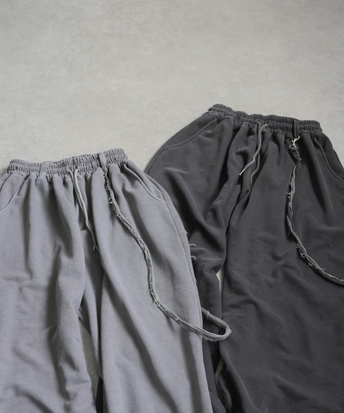 antiqua(アンティカ)の「切りっぱなし 裏毛 ワイドパンツ(スウェットパンツ・レディース・チャコールグレー/グレー・ONESIZE)」の14枚目の写真