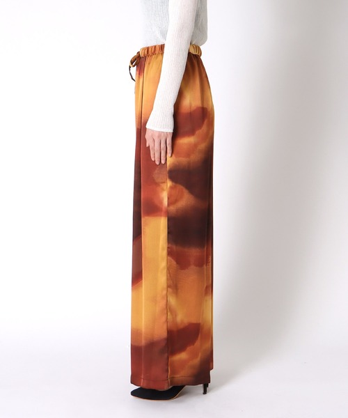 Jines（ジネス）の「グラデーションカラーワイドパンツ（その他パンツ・レディース・オレンジ/ブルー・38）」の14枚目の写真