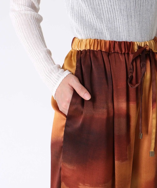 Jines（ジネス）の「グラデーションカラーワイドパンツ（その他パンツ・レディース・オレンジ/ブルー・38）」の17枚目の写真