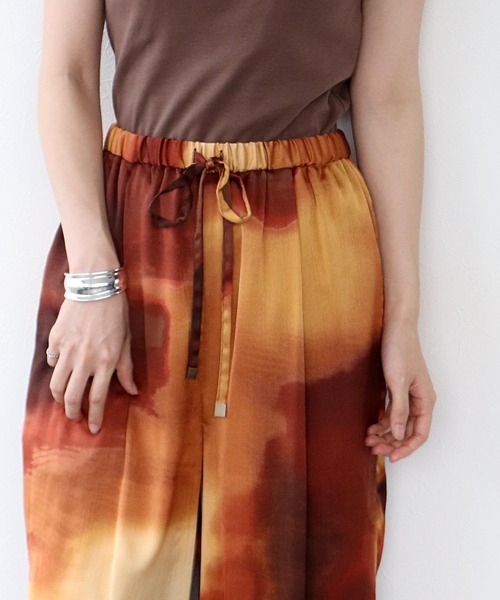 Jines（ジネス）の「グラデーションカラーワイドパンツ（その他パンツ・レディース・オレンジ/ブルー・38）」の6枚目の写真