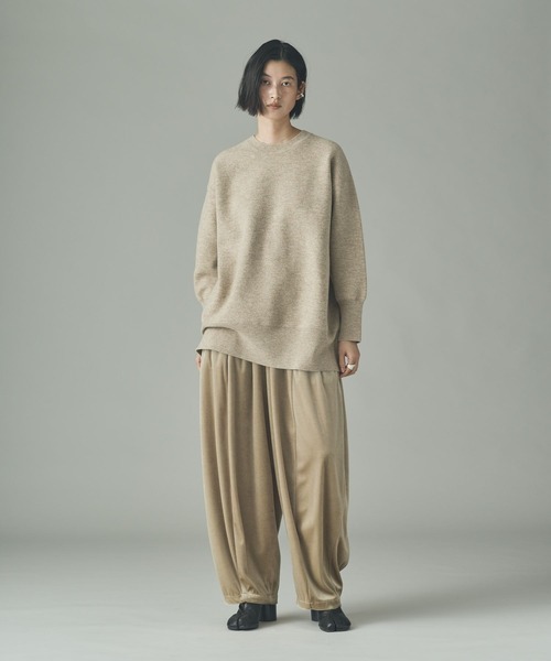 Curensology(カレンソロジー)の「Curensology(カレンソロジー)/ダブルフェイスロングニットプルオーバー(ニット/セーター・レディース・グレー/ライトベージュ・FREE)」の6枚目の写真