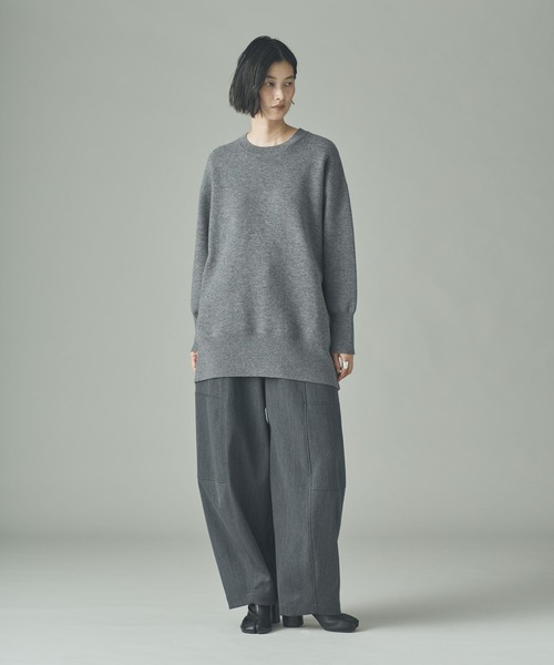 Curensology(カレンソロジー)の「Curensology(カレンソロジー)/ダブルフェイスロングニットプルオーバー(ニット/セーター・レディース・グレー/ライトベージュ・FREE)」の12枚目の写真